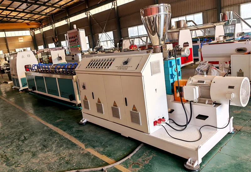 Машина для изготовления резиновых шлангов